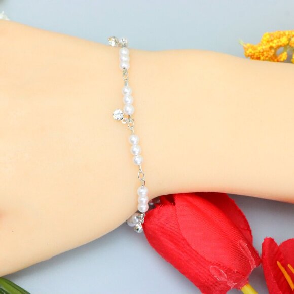 "Elegant & Trendy Bracelet, A Perfect Gift for Women, Thoughtful, EVCH1713 - Picture 9 of 10